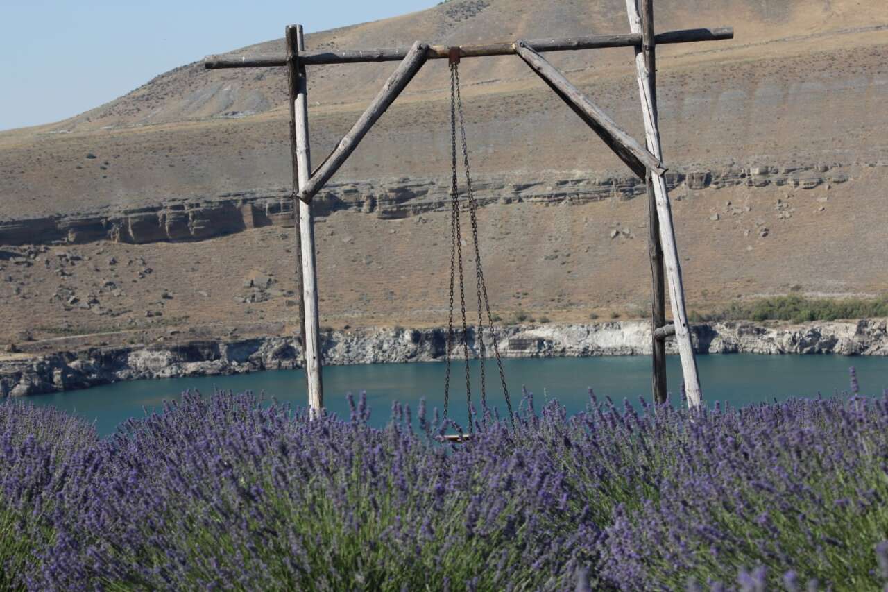 Konya’da aynı noktadaki 2 ayrı güzellik yaz şöleni sunuyor 4